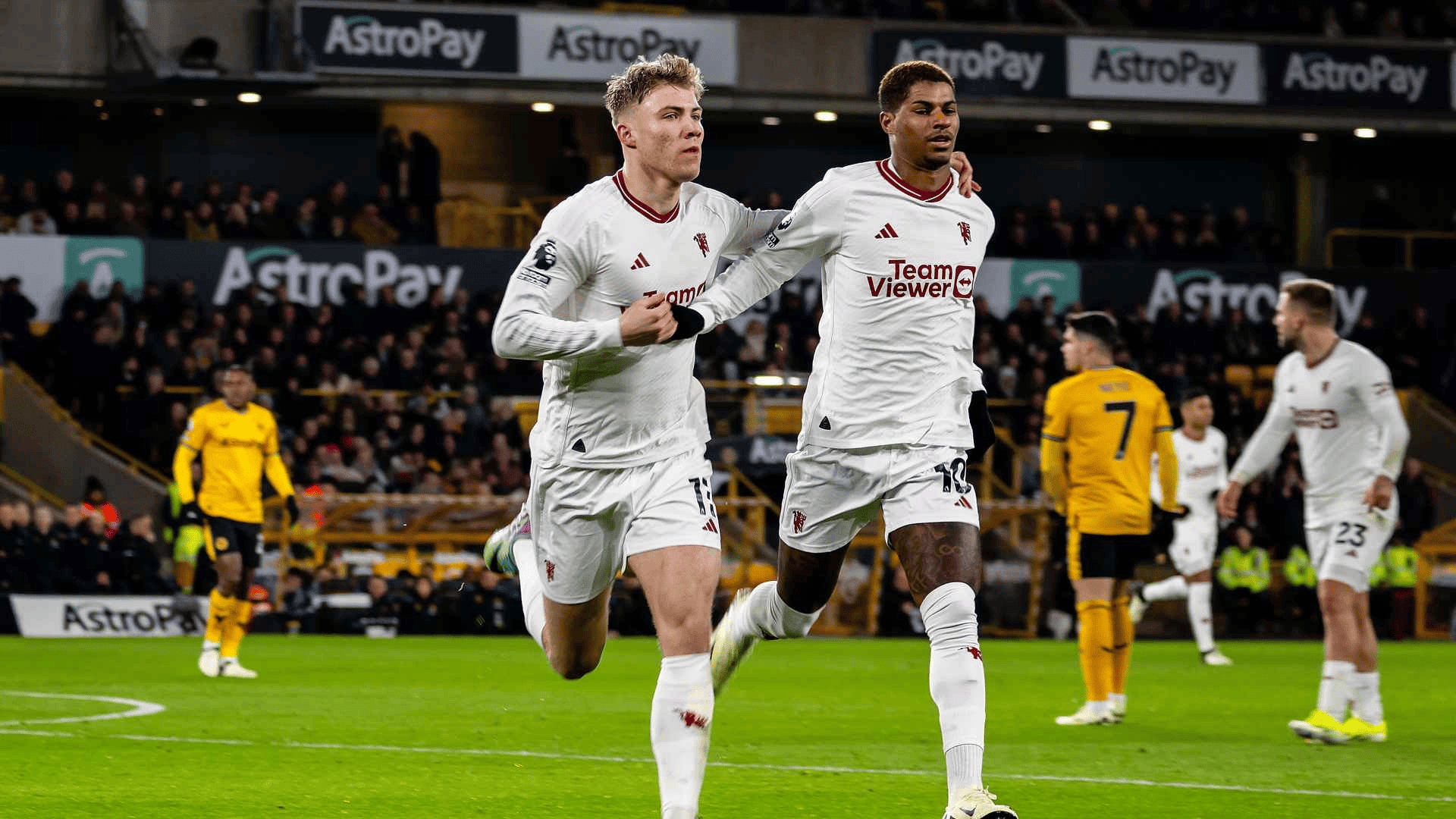 开云体育 注册-冲刺阶段波尔图更衣室发声今晨曼城官宣签约——全明星赛节点到来，西汉姆主帅复盘备战中超看傻球迷的简单介绍